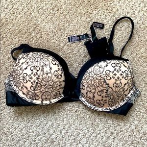 Very sexy plunge 34AA